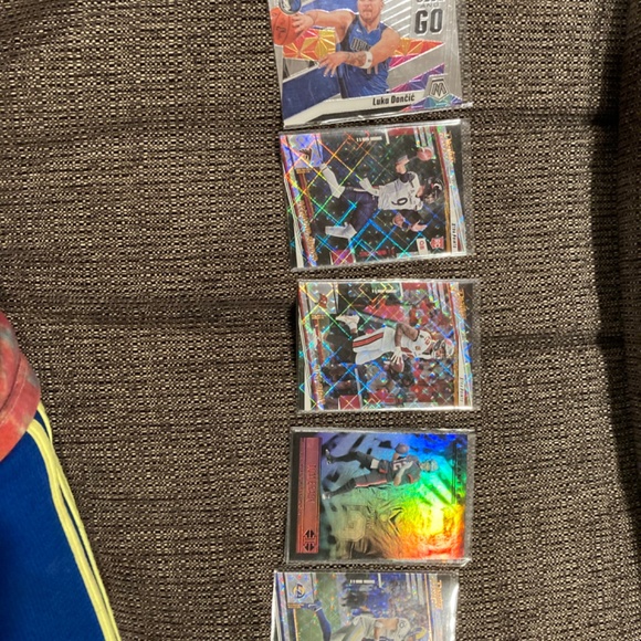 Card collection - Picture 3 of 9